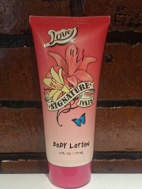 Love Signature Inked Pink Floral Body Lotion